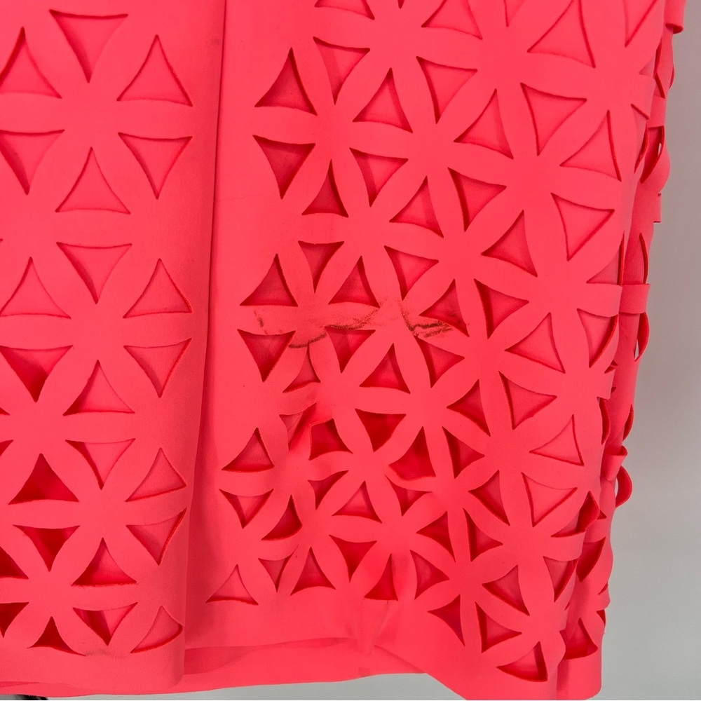 Lilly Pulitzer Vibrant Pink Daisy Laser Cut Geometric Sleeveless Dress XXS - Picture 11 of 16